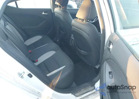 2013 Kia Optima Sx z USA, uszkodzony, nr VIN 5XXGR4A6XDG112064